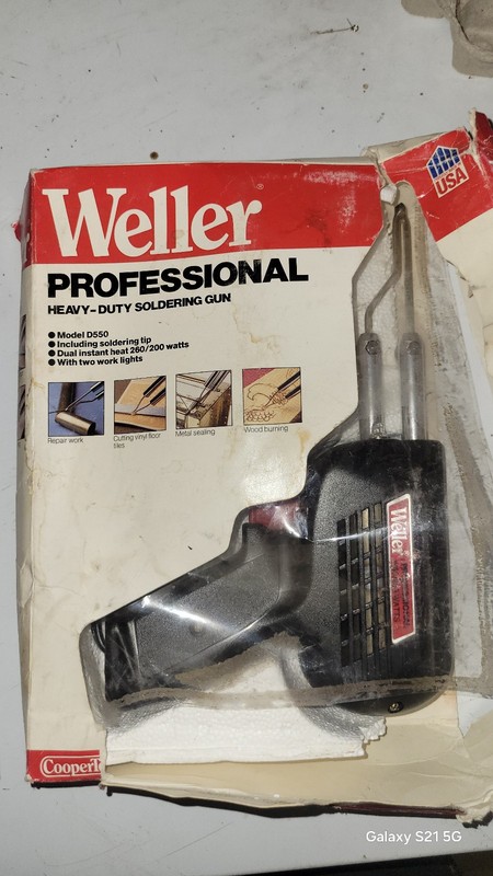 NEW Weller D550 Professional Dual-Heat Soldering Gun 200/260W NIB 120V Black