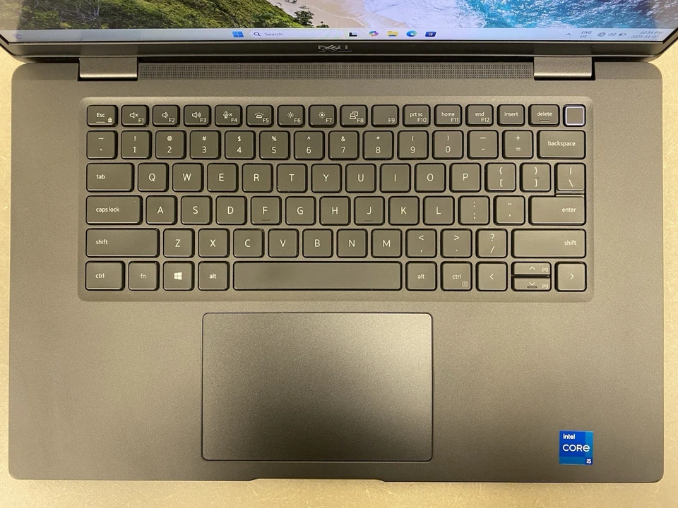 Dell Latitude 7520 (i5 11th gen, 16 GB RAM, 256 GB SSD, Carbon Black) - Image 2 of 4