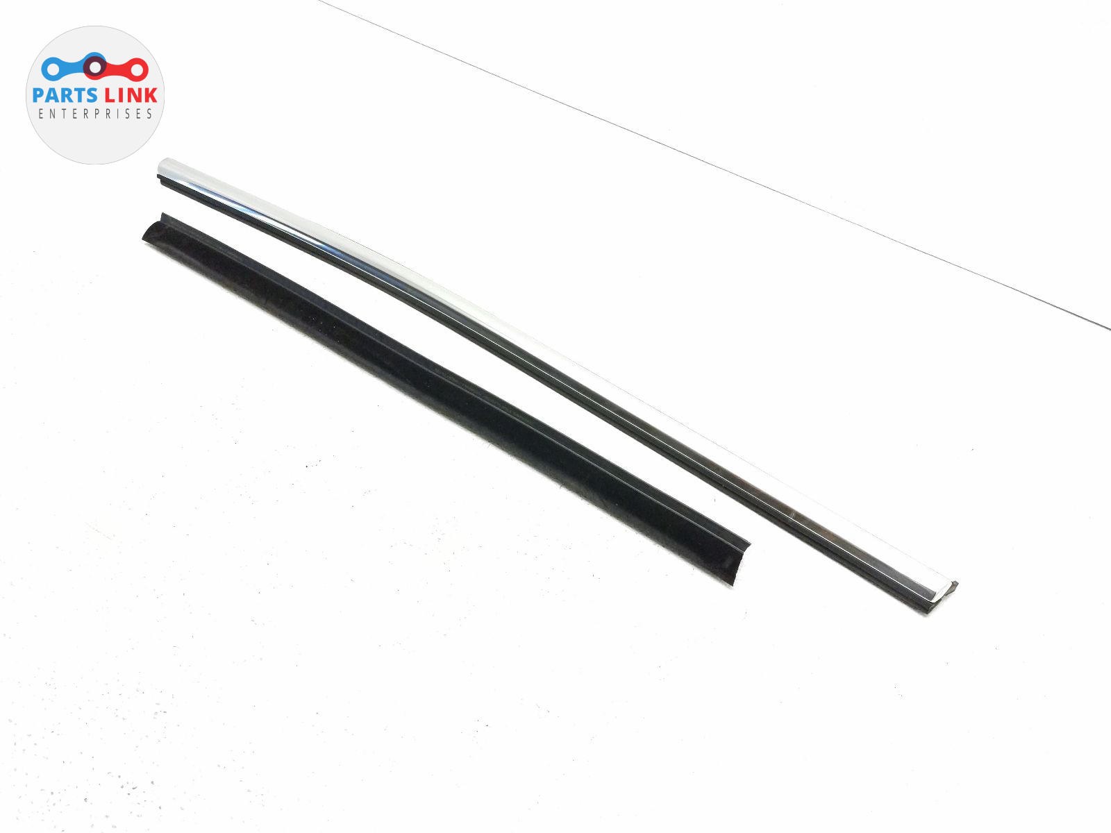 Maserati Levante 2017-2020 REAR+LEFT Trim molding