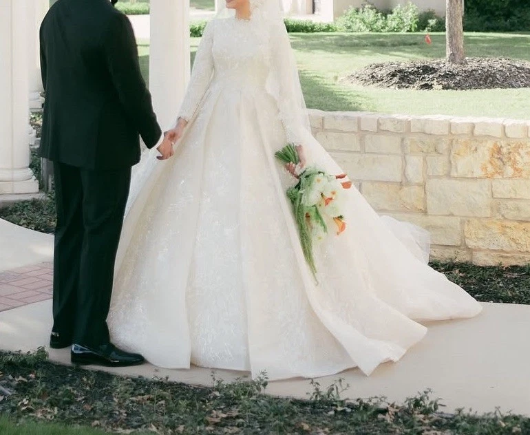 Muslim Wedding Dress with Lace Shawel Half Sleeve Sweep Train A Line Bridal Gown - Image 4 of 4