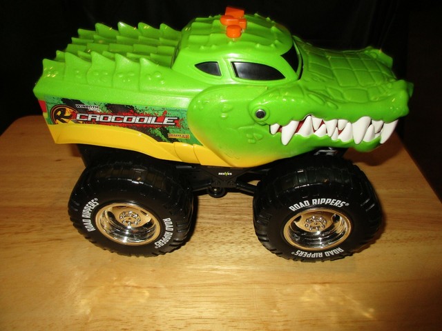 road rippers crocodile monster truck