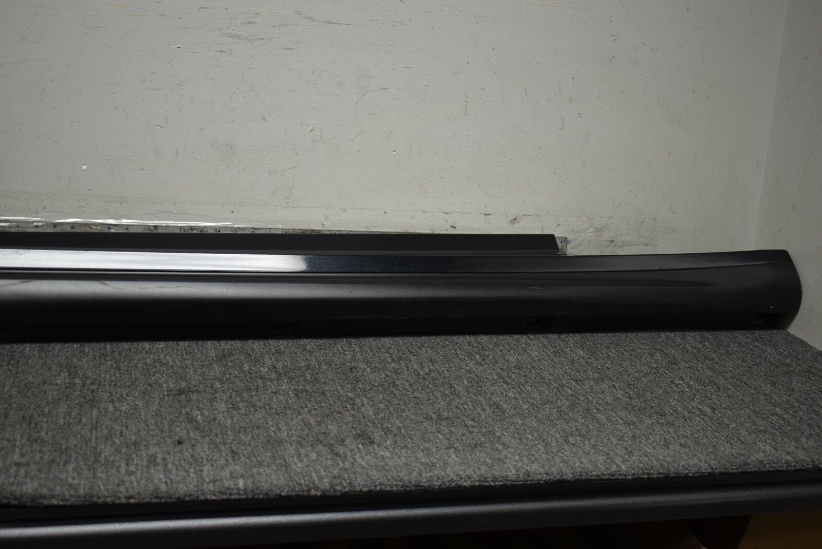 MASERATI GHIBLI RIGHT SIDE ROCKER PANEL FACTORY OEM