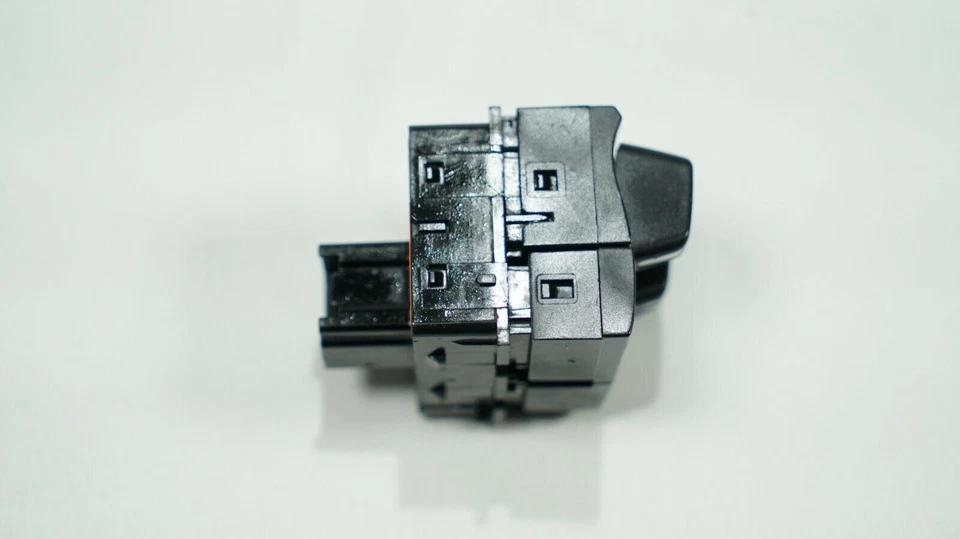 Interruptor de módulo de control de frenos de remolque Dodge Ram 2013-2020 OEM MOPAR 68105206AC Foto 3 de 4