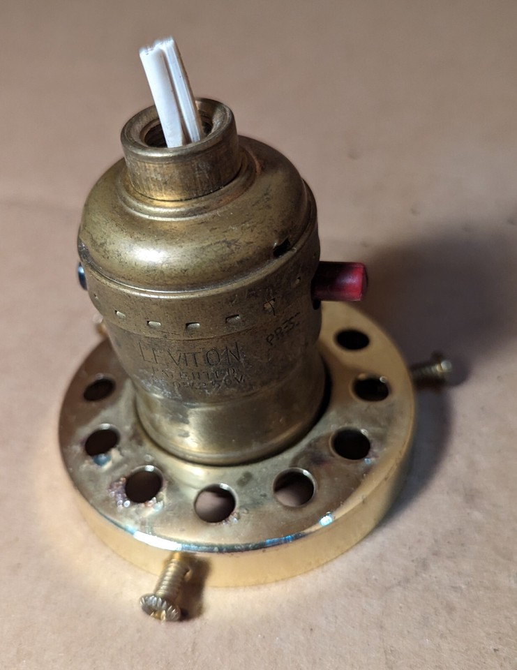 B4 Antique Vintage Brass Light Fixture Sockets Shade Fitter Holder Lamp
