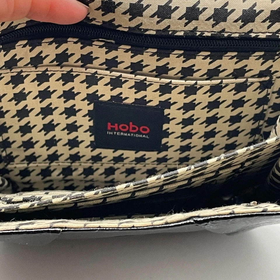Hobo International винтажный шестиугольник черный патент ремень сумка с подкладкой магнитная застежка - Изображение 4 из 4