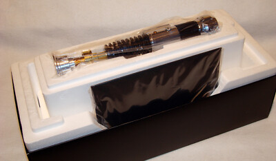 STAR WARS MASTER REPLICAS OBI-WAN KENOBI LIGHTSABER (Limited