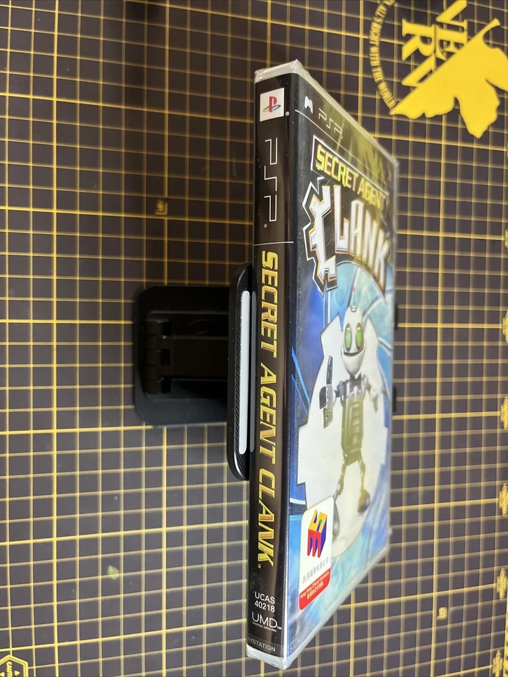 Ratchet and Clank: Secret Agent Clank Sony PSP Asia English Brand New Sealed - Image 3 of 4