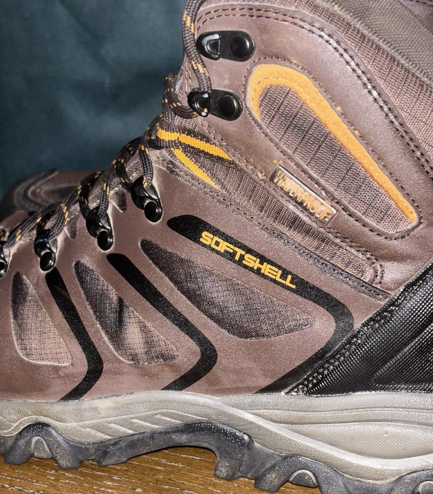 NORTIV 8 Waterproof Men’s Brown 9.5 Soft shell Hiking Boots
