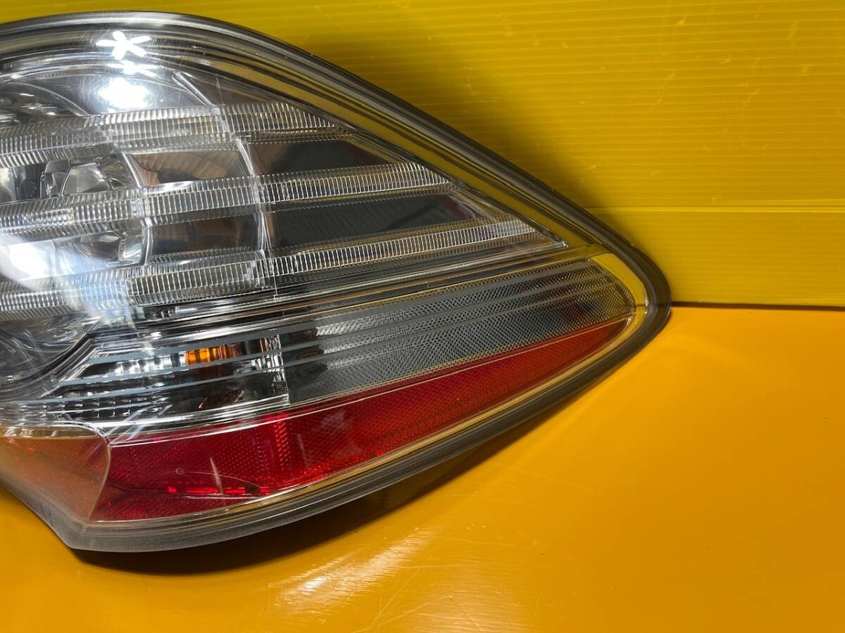 08-12 Toyota Crown Hybrid GWS204 GRS200 Genuine TailLight Tail