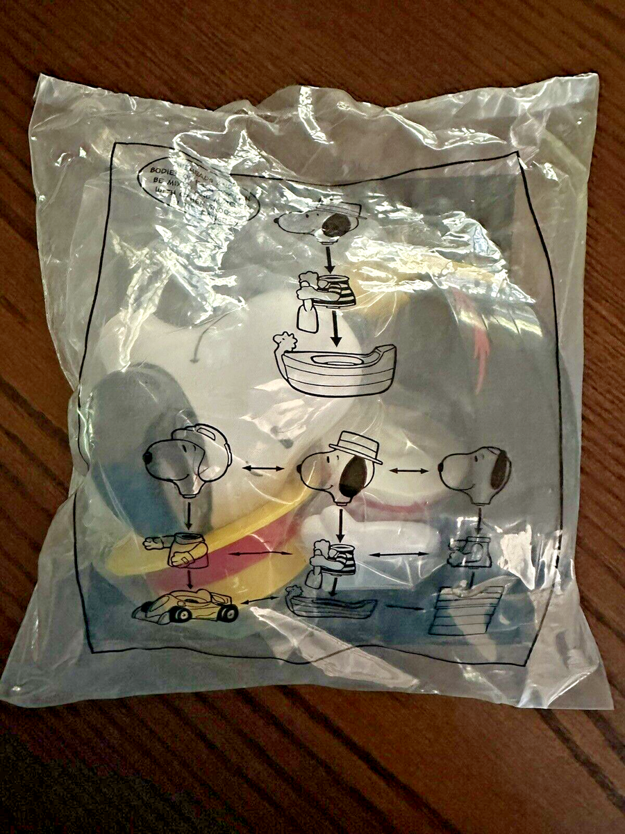 McDonalds Vintage Toys 2004 Peanuts 