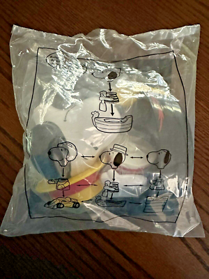 McDonalds Vintage Toys 2004 Peanuts 