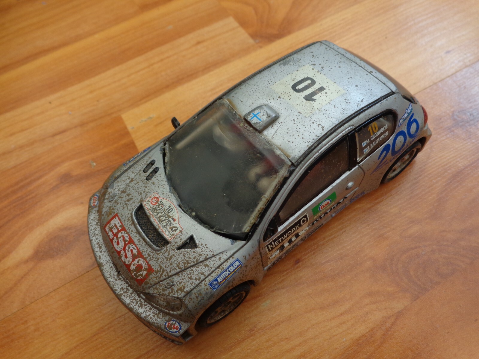 Hornby Scalextric Peugeot 206 WRC Rally 10 Mud Effect Slot Car 8048