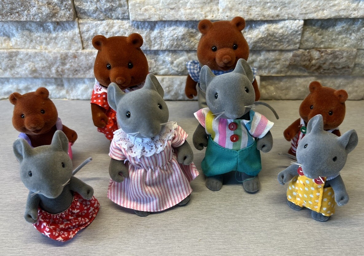 Sylvanian Families Forest Families Baerenwald Grey Mouse Brown