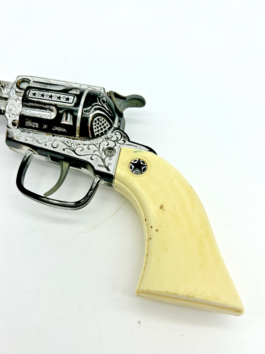 Cap Gun J8D Cowboy Western Tootsie Toy White Handle Metal Stars