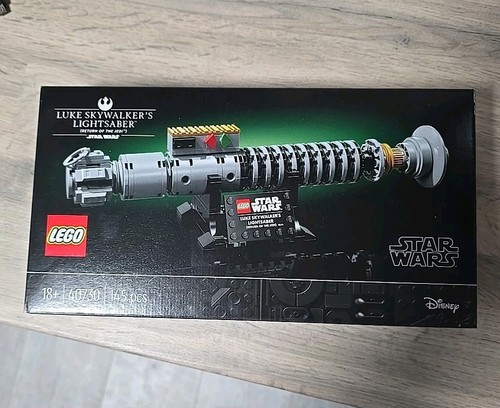 LEGO Star Wars 40730 Luke Skywalker's Lightsaber New & Sealed (Limited Edition)