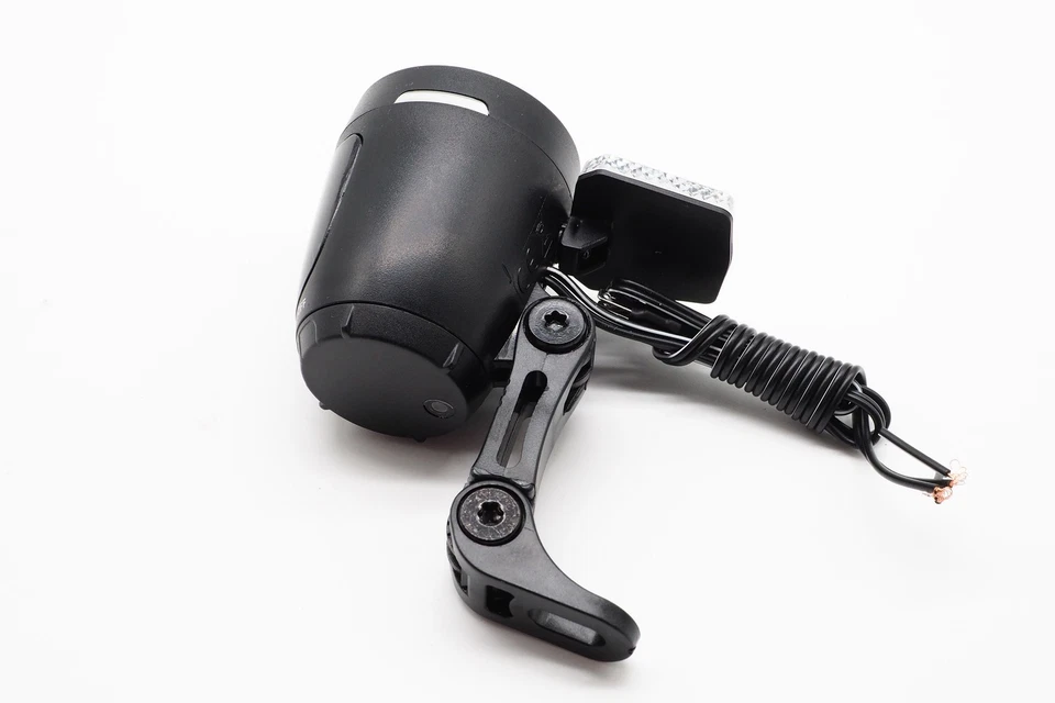 LED Fahrradscheinwerfer für Nabendynamo 80 Lux Standlicht Automatik Funktion  - Bild 3 von 4