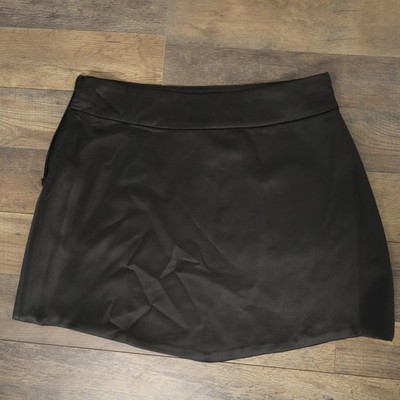 NWT Oddmuse London Women s L. Black A-line Faux Leather Side Zip Mini Skirt