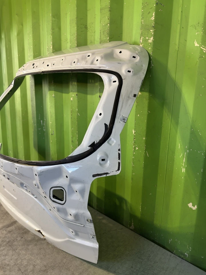 2017 2018 2019 2020 2021 2022 MAZDA CX5 CX-5 REAR LIFTGATE TAILGATE SHELL OEM - Image 3 of 4