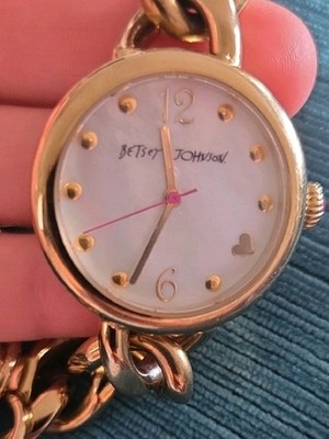 Betsey Johnson Mother of Pearl Cat Face Watch New!  Working  NWOT! Betsey Johnson Watch Kitty Cat Face Motif Mother Of Pearl  main image 2