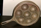 Vintage GRISWOLD 962 Cast-Iron Egg Poacher Skillet Aebleskiver Danish Cake Pan