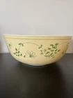 Vintage Pyrex 404 Shenandoah Mixing Nesting Bowl Yellow