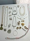 VINTAGE 60's 70's COSTUME JEWELRY LOT 24pcs RHINESTONE CRYSTAL TRIFARI J McCann