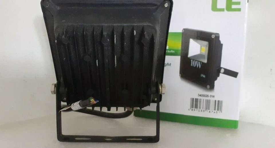 Proyector de Seguridad LED Exterior Jardín Casa Luces de Seguridad 10W IP66 Impermeable Foto 3 de 4