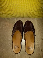 Sofft Mules Slide On 8 M Leather Floral Brown Embossed Slide Shoes Clogs EUC