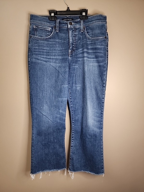 Women's Lucky Brand Ava Jeans Size 10 Mid Rise Cropped Medium Wash Raw Hem 