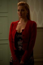 Margot Robbie in an 11" x 17" Glossy Photo Poster 0oj0