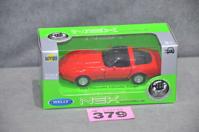 Welly 1:34 1982 Chevrolet Corvette Coupe Diecast Model Car In Red