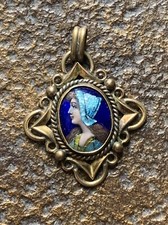 Médaillon pendentif émaux sur cuivre Limoges Thoumieux