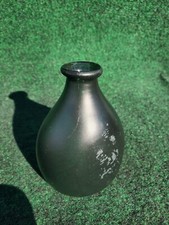 Hand Blown Glass Bud Vase 4in green Not Marked Good Condition Surface Flaws