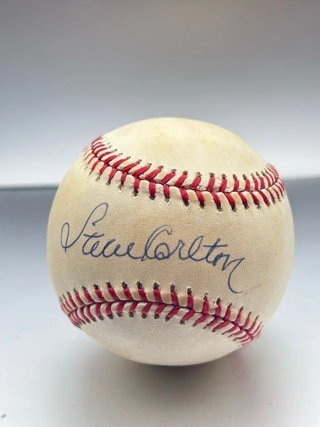 UnderWraps 直筆サインボール STEVE CARLTON Steve Carlton