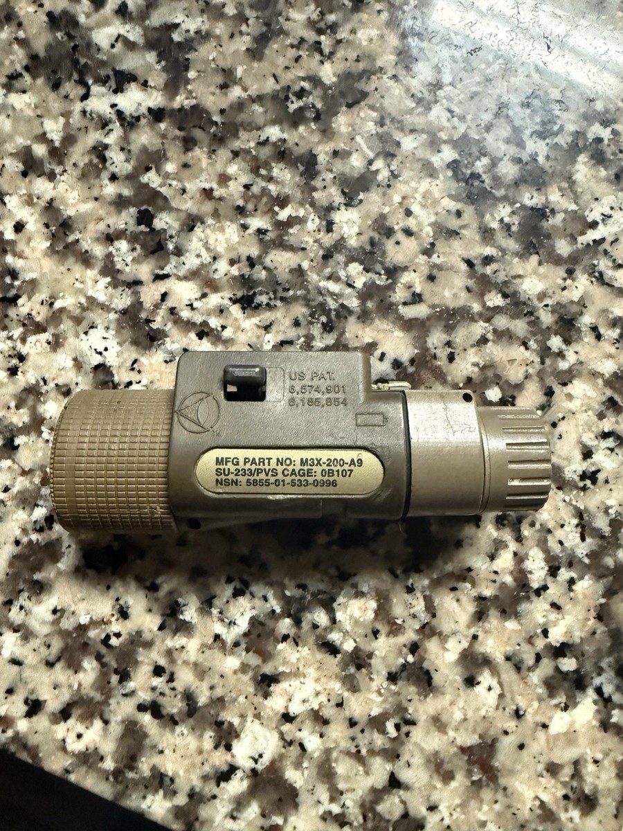 Insight SU233 M3X-000-A23 Tan Weapon Light RMT-400-A8 Dual