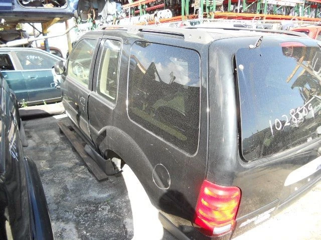 Brazo limpiaparabrisas conductor lado izquierdo Ford Explorer Sport 2001 Foto 4 de 4