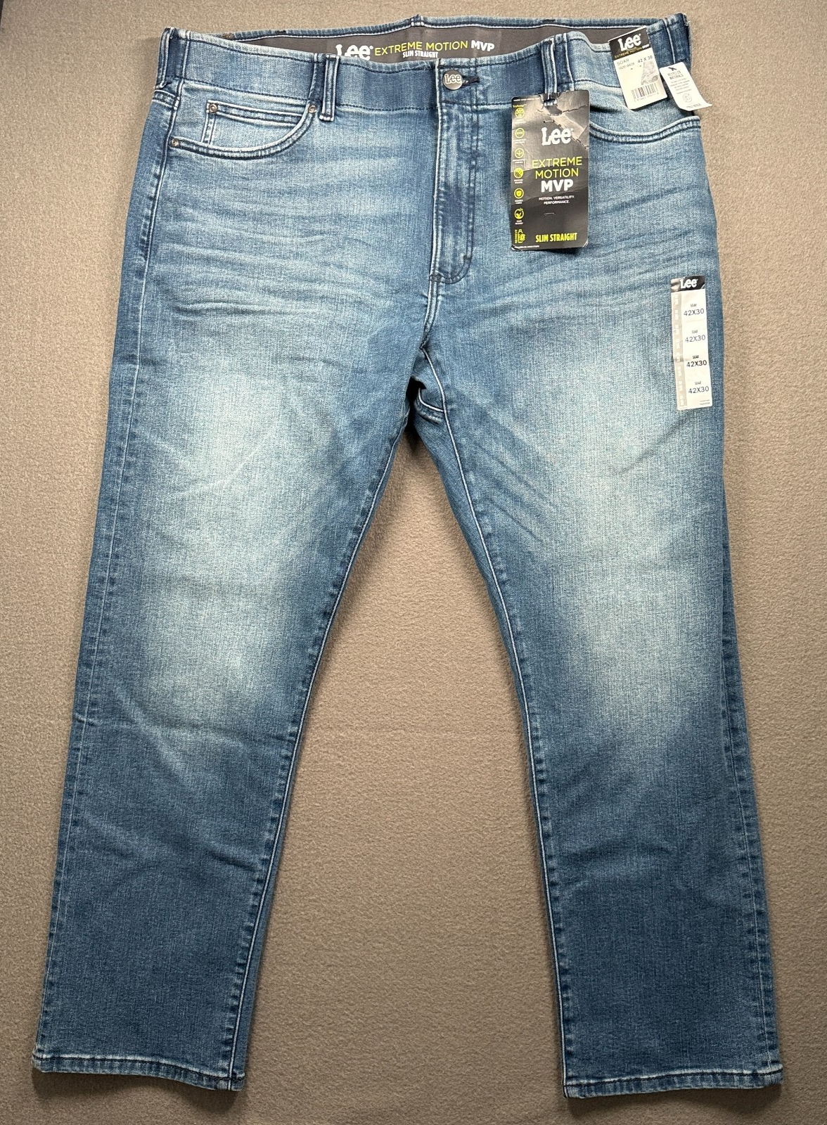 Lee Extreme Motion MVP Jeans Slim Tapered Mens 42x30 Blue Stretch Comfort Faded