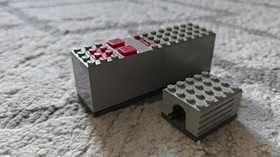 Lego Technic Bundle - Briefcase Set (8062) + 9V Motor (8720) - Very Good