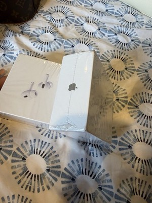 Apple AirPods Pro 2nd Gen MagSafe Case White ANC Bluetooth In-Ear Mic