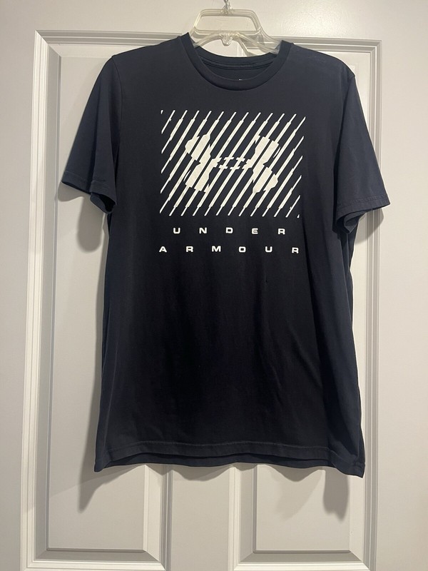 Men’s Under Armour T-shirt Black With White Logo Size Medium