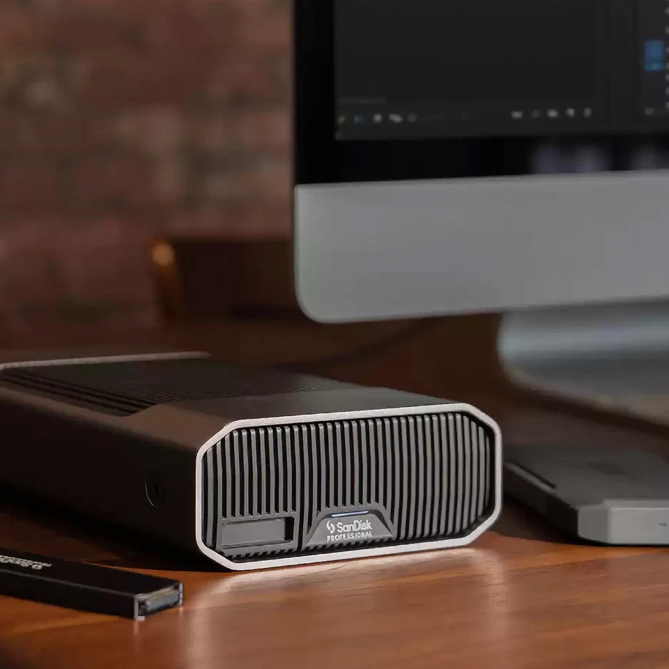 SanDisk Professional 6TB G DRIVE PROJECT Thunderbolt 3 External Hard Drive - Image 2 of 4