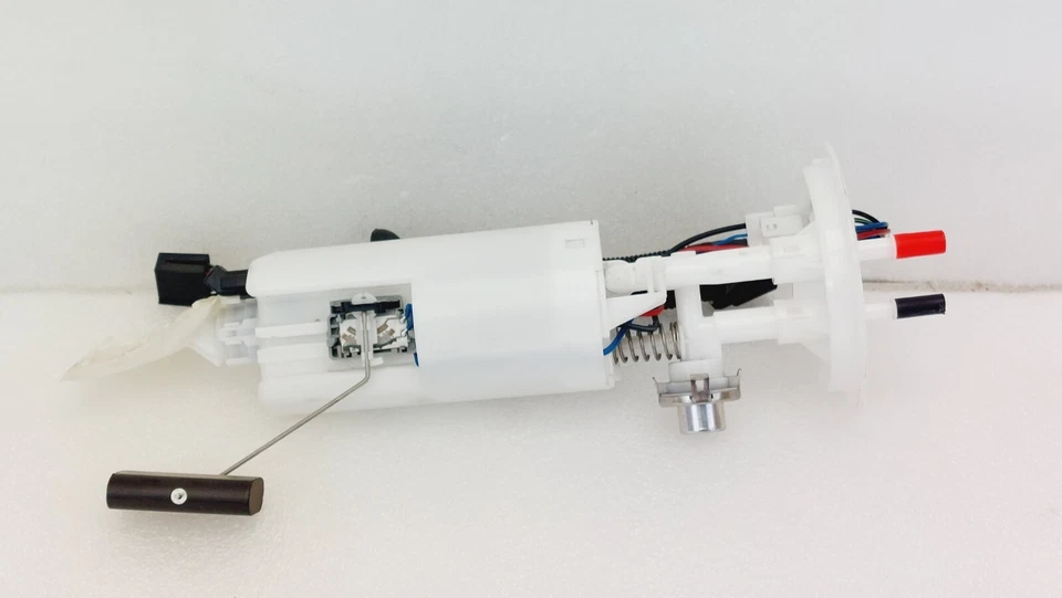 2000 Chrysler Sebring Dodge Stratus Fuel Pump and Sender Assembly 04897804AC - Image 2 of 4