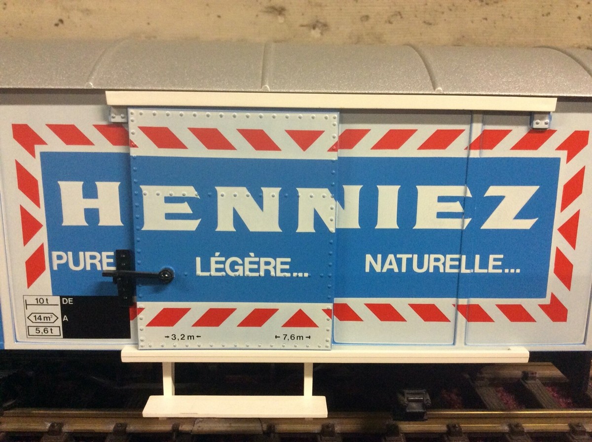LGB 4228 HENNIEZ BOX CAR - G SCALE | eBay