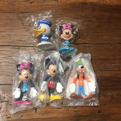 Walt Disney World Resort Lot Toys Mickey Minnie Bendables