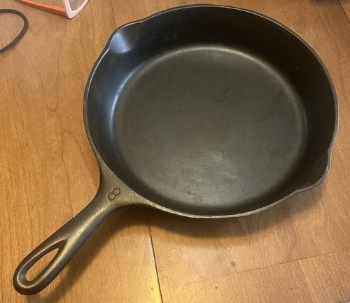 Wagner Ware - Frying Pan - Sidney O - Cast Iron - #8 - 1058O - 10” in Diameter