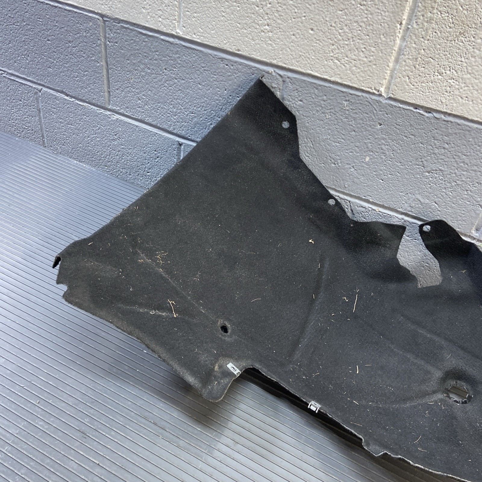 2018-2023 Ferrari Portofino F164 Front Left Rearward Fender Liner OEM *NOTE*