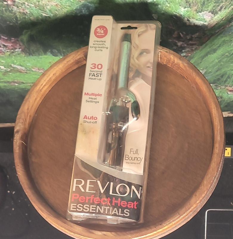 Revlon Perfect Heat Essentials 3/4in Curling Iron Auto Shut-Off RVIR1158