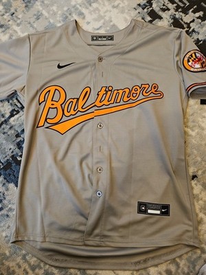 Men's Baltimore Orioles #2 Gunnar Henderson Gray Jersey Size Special Patch..MED.