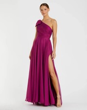MAC DUGGAL Purple Sleeveless One Shoulder Pleated Gown Size 8