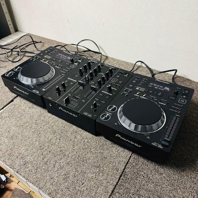 【美品】　Pioneer CDJ-350×2台・DJM-350×1台　セット Pioneer CDJ-350 2 Units + DJM-350 DJ Mixer Set Digital Controller